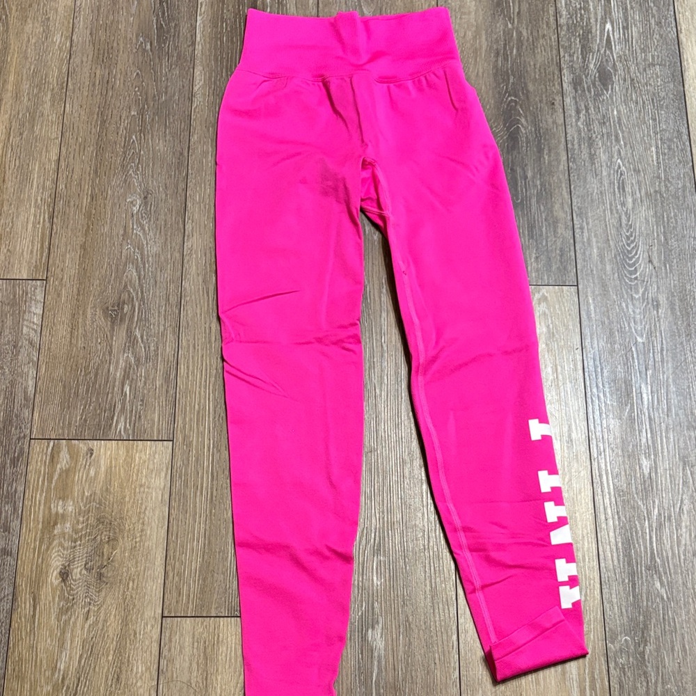 Pink / VS Pink Leggings in hot pink size XS